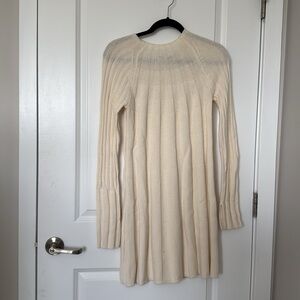 Elizabeth & James never worn sweater dress